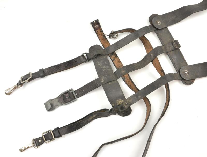 German Paramilitary Assault Frame & Messtin