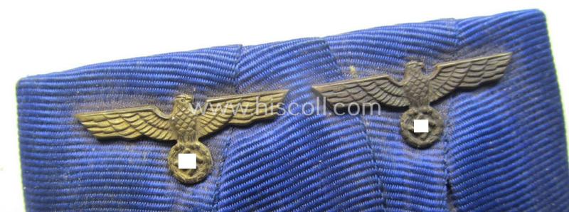 Attractive, two-pieced medal-bar (ie. 'Spange') showing two: WH (Heeres o. Kriegsmarine) so-called: 'Dienstauszeichnungen für 4 u. 12 Jahre Treue Dienste' that both come period-mounted as a so-called: 'Doppelspange'