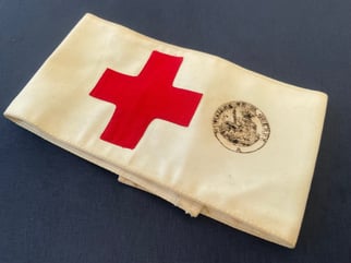 ORIGINAL WW2 US RED CROSS ARM BAND GIFTED...
