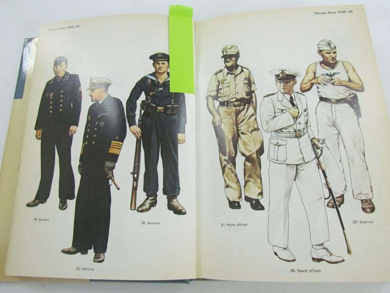 Blandford Colour Series (Blandford Press) Naval,Marine And Air Force Uniforms