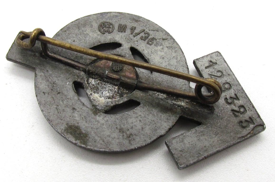 Hitler Youth (HJ)-Leistungsabzeichen in Silver RZM M1/36