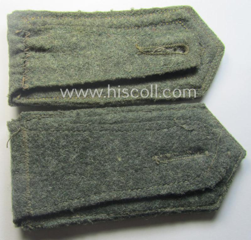 Minimally mis-matched pair of neatly 'cyphered'- (and I deem early- ie. mid-war-period), WH (Kriegsmarine) NCO-type shoulderstraps as was intended for usage by an: 'Unterfeldwebel eines Küsten-Artillerie-Rgts. o. Abtlgs.'