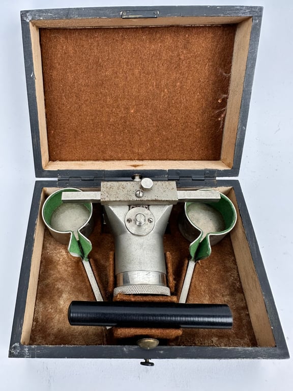 "Betrachtungslupe fur Kleindild-Aufnahmen"