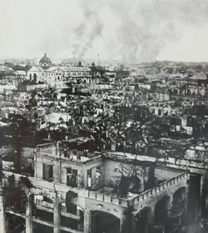 US WW2 Press Photo 'Manila'