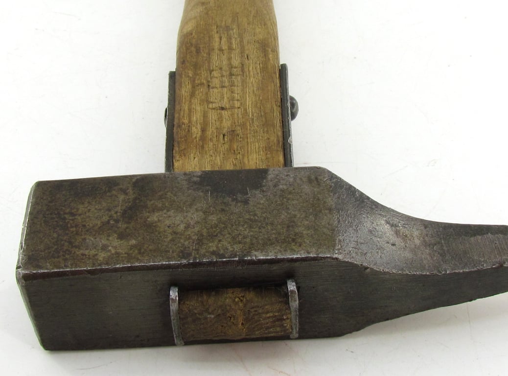 Wehrmacht Gebirgsjäger STUBAI Climbing Hammer – GJR 137 Regiment Marked