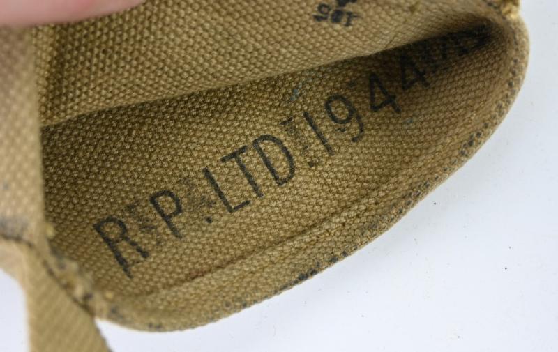 British WW2 Water Canteen with Cover 1943