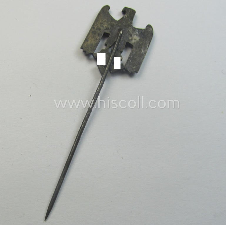 Silver-toned- (and: 'Buntmetall'-based) WH (Heeres) so-called: 'Zivilabzeichen' (or: army civil-attire badge) being a very detailed (albeit non-maker-marked) example that comes mounted onto its long-sized pin