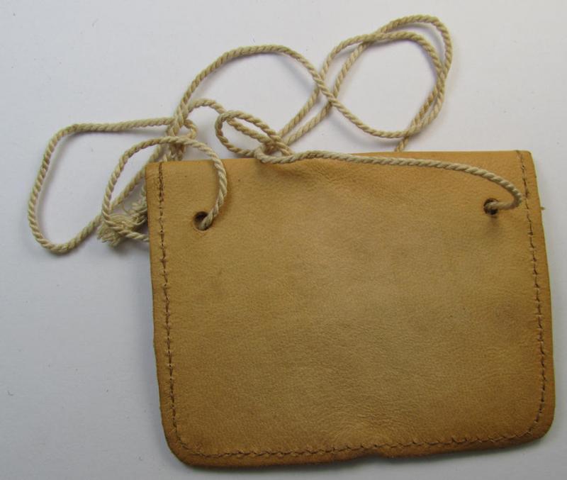 Superb, natural-coloured- and/or genuine leather-based, period pouch as was intended to store an ID-disc (ie. 'Tragetasche für Erkennungsmarke') being a 'virtually mint- ie. unissued' ie. never used example