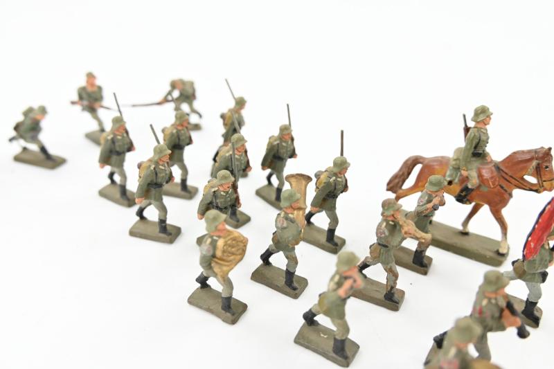 German Lineol Toy Figure Set