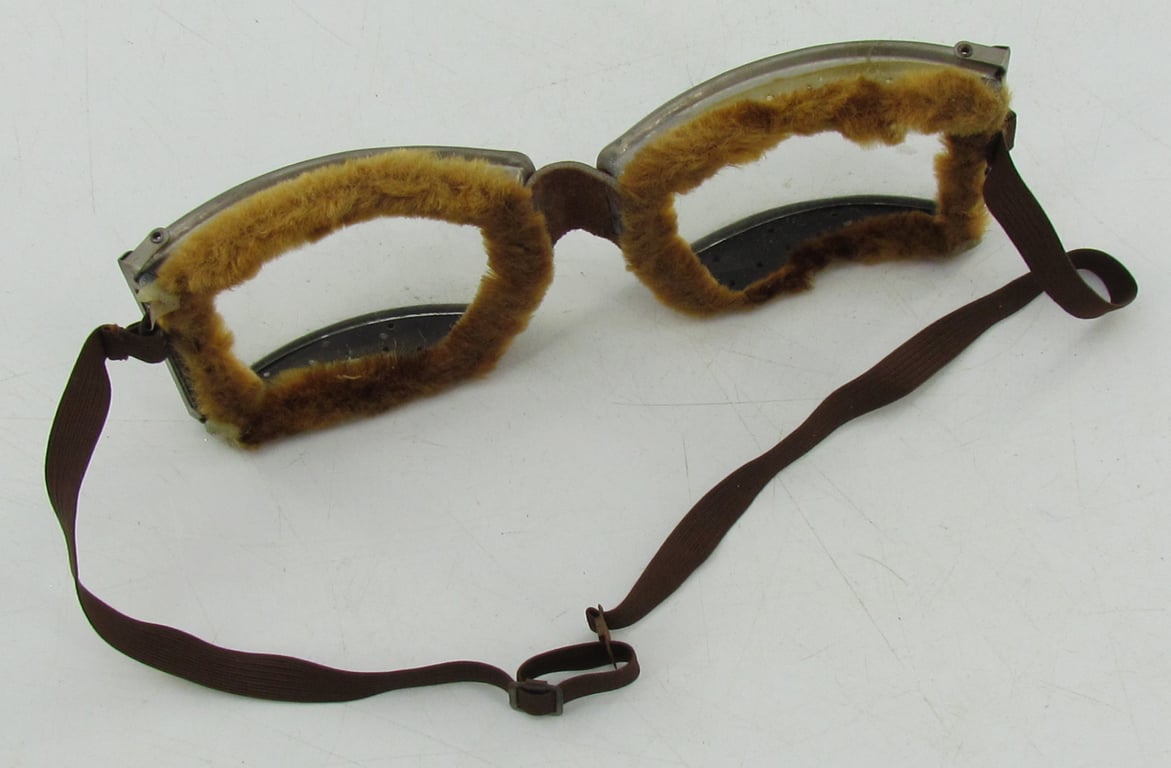 WWI Aviator Goggles in original cardboard box