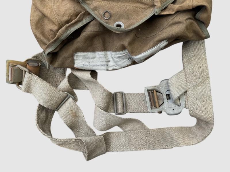 Complete Luftwaffe RZ-20 Parachute Harnass