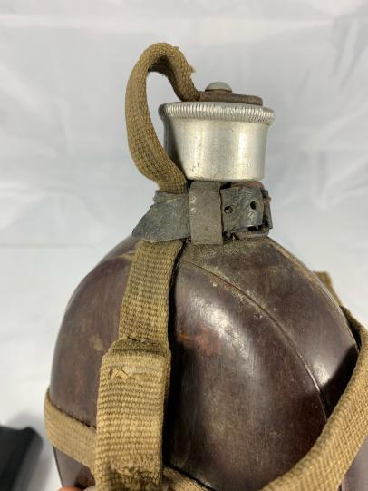 WH (Heer) M31 Tropical Canteen and Cup -1943-