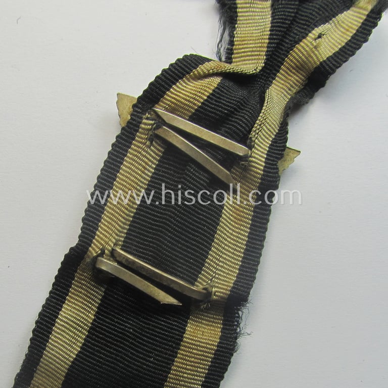 Moderately used- and/or worn example of a: 'Wiederholungsspange zum EK II. Kl.' as was (I deem) produced by the: 'Wilh. Deumer'-company