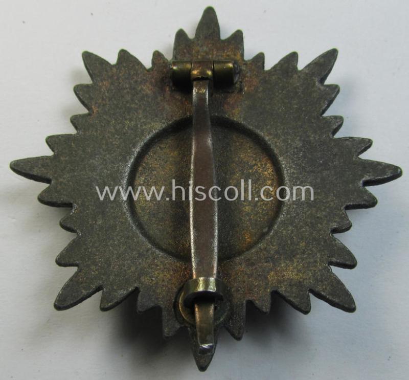 Attractive, WH-related, so-called: 'Tapferkeitsauszeichnung o. Steckkreuz für Angehörige der Ostvölker, 1. Kl. in Gold mit Schwertern' being a non-maker-marked example that comes stored in its accompanying, period-etui