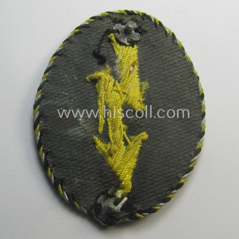 Minimally used, WH (Heeres) so-called: female-related trade- and/or special-career arm-insignia (ie. 'signal-Blitz'): 'Nachrichtenhelferin-Führerin des Heeres'