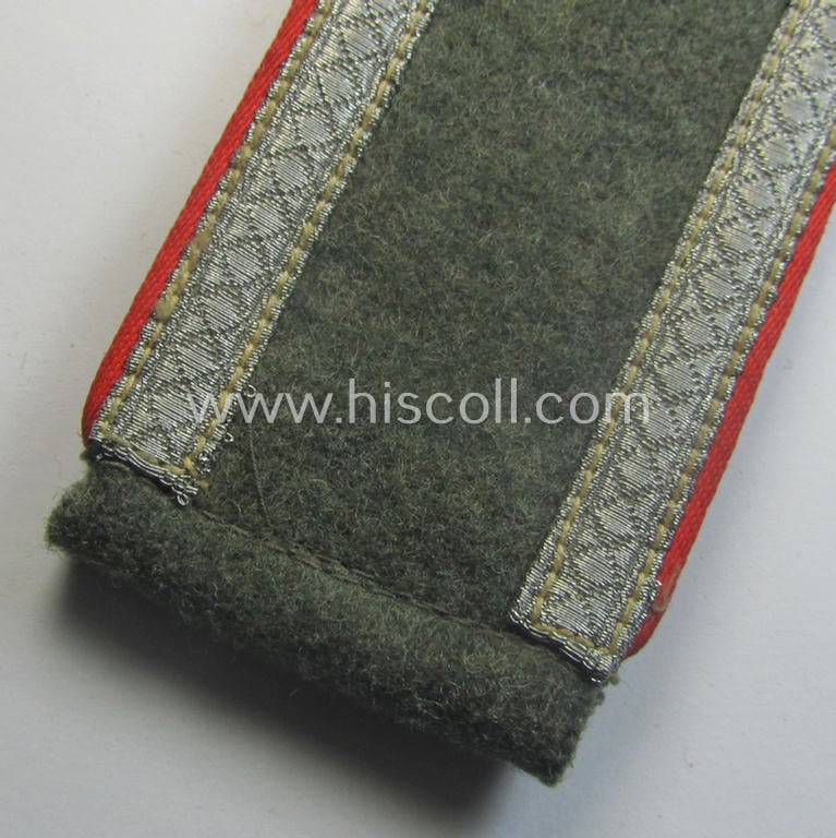 Single, mid- (ie. early-) war-period, WH (Heeres) so-called: 'M40 o. M43'-pattern NCO-type shoulderstrap as was intended for - and worn by! - an: 'Unterwachtmeister eines (Sturm)Artillerie-Rgts.'