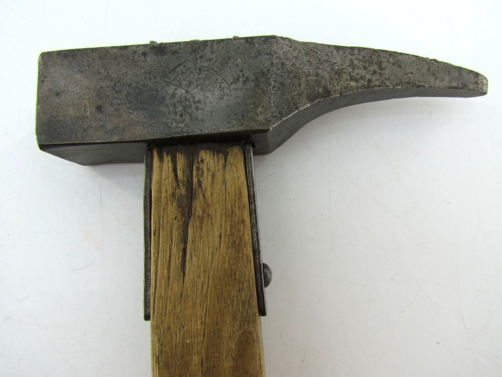 Wehrmacht Gebirgsjäger STUBAI Climbing Hammer – GJR 137 Regiment Marked
