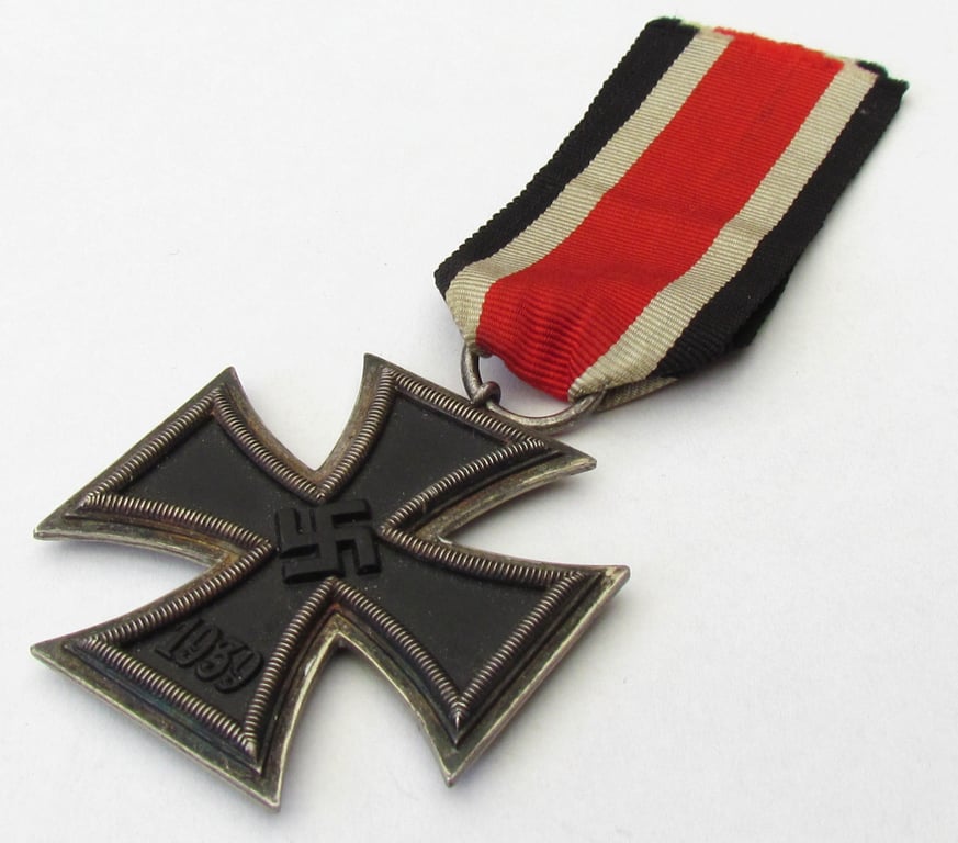 Iron Cross 2nd Class 1939 (Eisernes Kreuz 2. Klasse) - "Moritz Hausch"