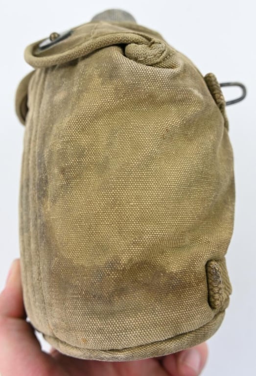 US M-1941 Cavalry/Paratrooper Canteen