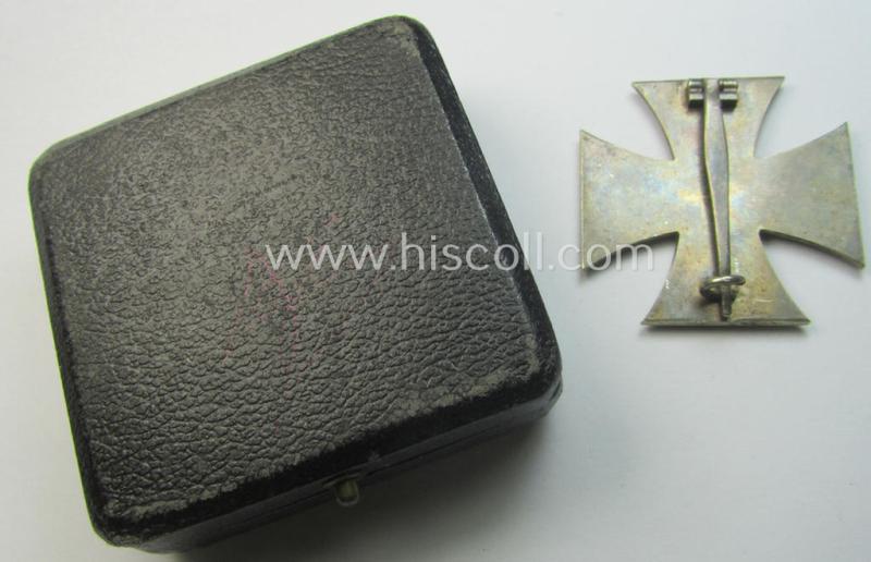 'Eisernes Kreuz 1. Klasse' (ie. Iron Cross 1st class) being an (I deem) early-war-period-produced (albeit non-maker-marked) example by 'K&Q' that comes complete in its specific etui