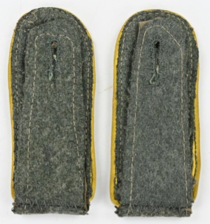 German WH NCO Shoulderboards 'Signal'