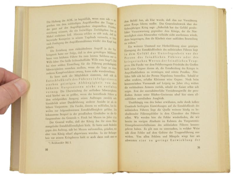 German WH Book 'Der soldatische Führer'