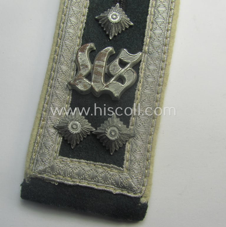 Truly worn - albeit regrettably single - example of an early-war-period (ie. 'M40'-pattern), WH (Heeres) 'cyphered', NCO-type shoulderstrap as was intended for usage by a: 'Stabsfeldwebel der Infanterie und Mitglied einer Unteroffizierschule'