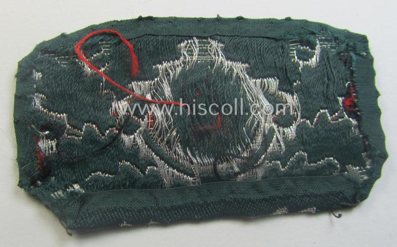 WH (Heeres) officers'-type cocarde (as executed in so-called: 'flat-wire'- ie. 'BeVo'-weave pattern) as was specifically intended for usage on the: WH 'Knautschmützen' ie. 'Alter-art'-visor-caps