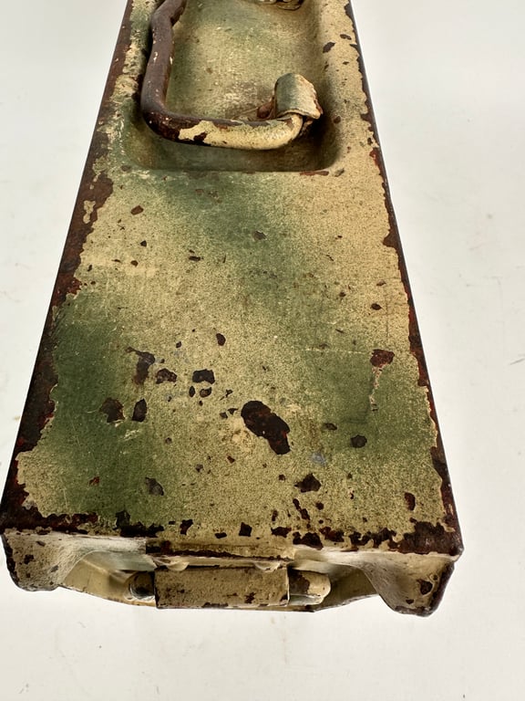 Two-tone camouflage MG34/42 ammo box "FJR6"