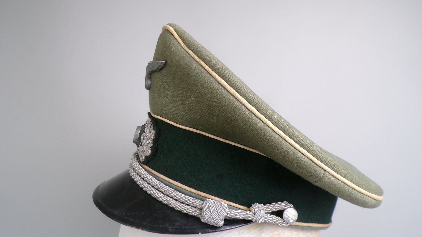 Infantry Officers schirmmutze Pecüro