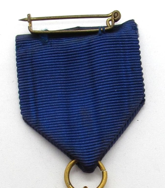 Cased 40 Years Faithful Service Medal ( Deschler )