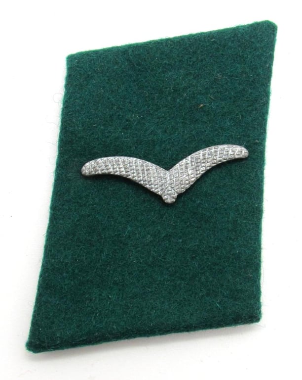 Luftwaffe Field Division 'Flieger' collar tabs