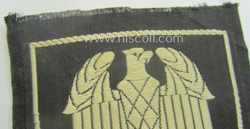 HJ (ie. Hitlerjugend) 'Ärmelabzeichen für Fahnenträger' as executed in 'BeVo'-weave-pattern
