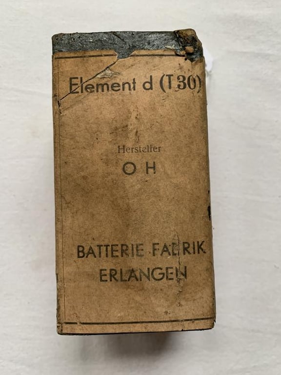 WH (Heer) FF33 Field Telephone Battery -1940-