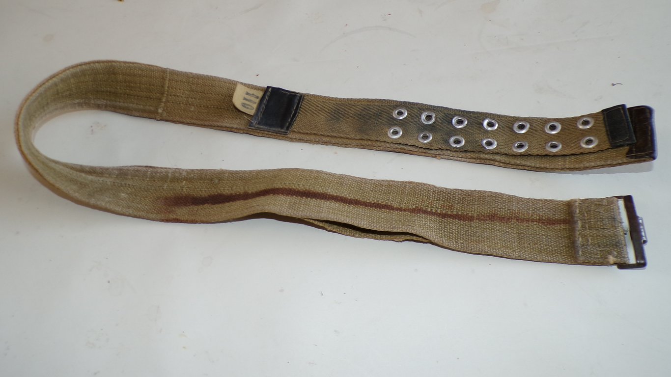 WH Afrikakorps Tropical Belt by E. Schneider