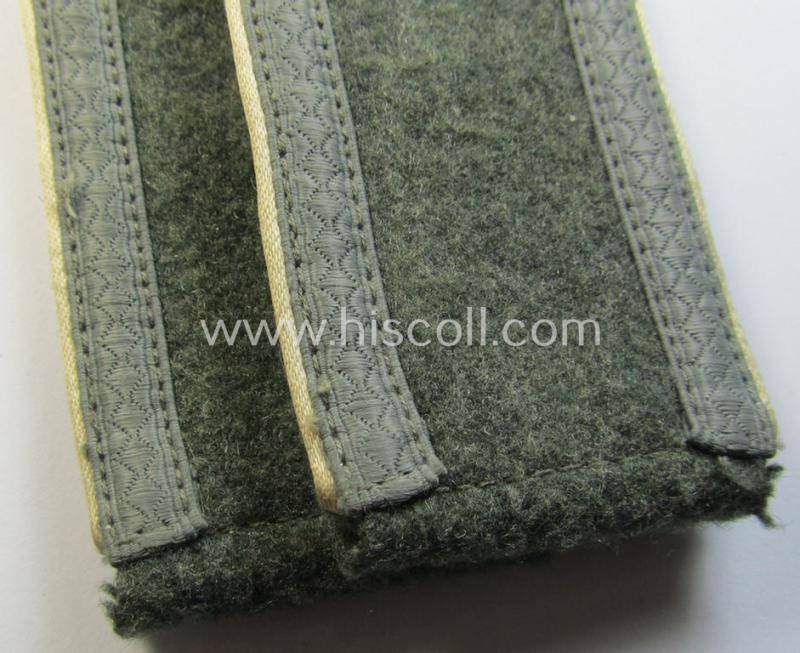 Superb - and fully matching! - pair of WH (Heeres), early- (ie. mid-) war-period- (ie. 'M40- o. M43'-) pattern NCO-type shoulderstraps as piped in the white-coloured branchcolour as was intended for an: 'Uffz. eines Infanterie-Regiments'