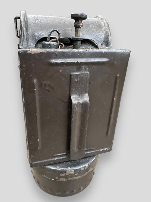 German WWII Carbid Lantern 'Einheitslaterne 45'