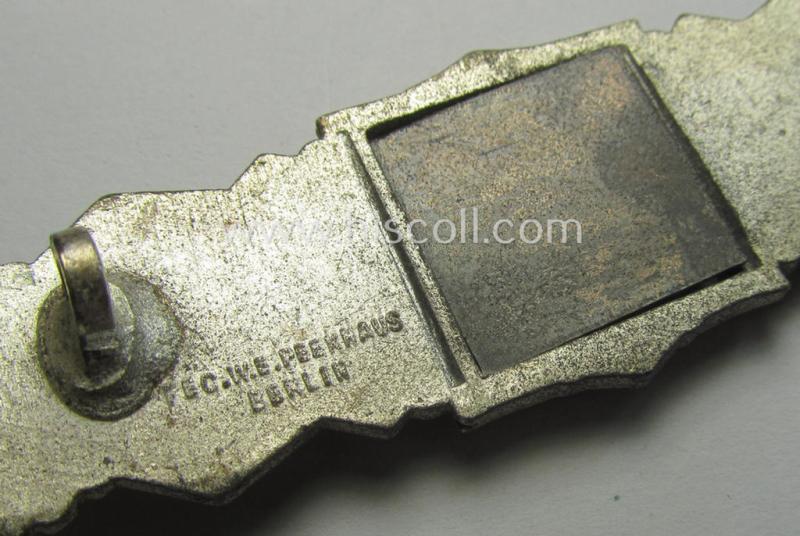 'Nahkampfspange in Silber' being a maker- (ie. 'FLL'-) marked so-called: '3rd pattern'-specimen that came in its (rare!) carton-based box