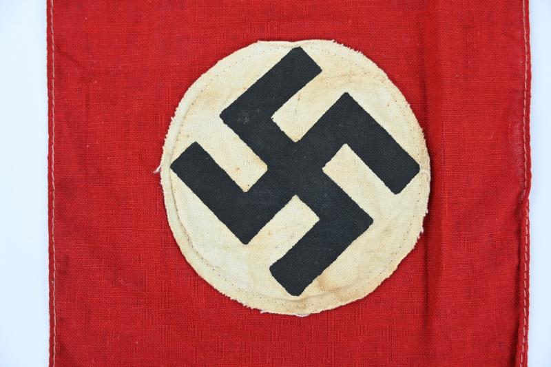 German NSDAP Tinnie (Table) Flag