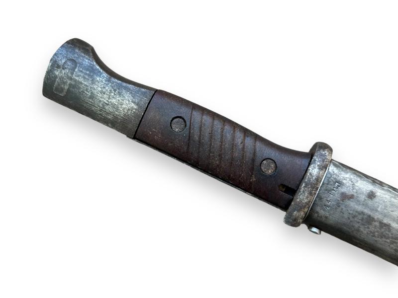 K98 Bayonet 'Riveted Grips'