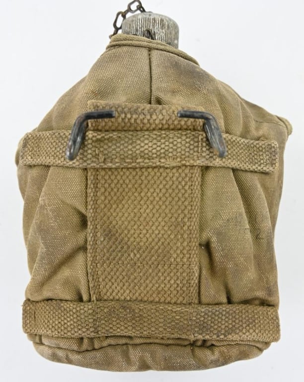 US M-1941 Cavalry/Paratrooper Canteen