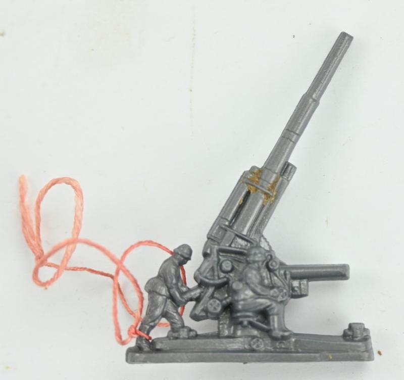 German WHW Plastic Figure 'Flak'