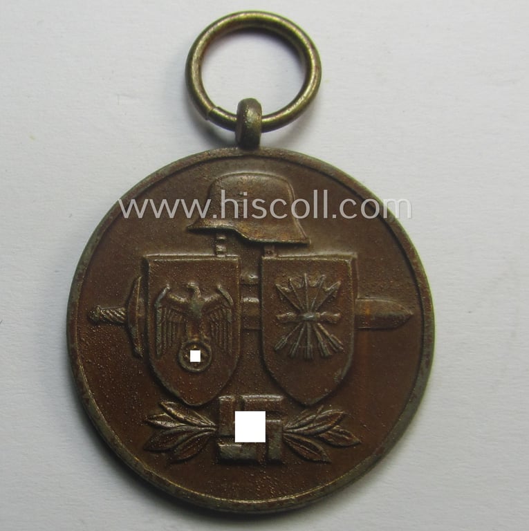 'Errinnerungsmedaille für die Spanischen Freiwilligen im Kampf gegen den Bolschevismus' being a (typical) non-maker-marked example by: 'Deschler & Sohn' in its 'Zellstoff'-based pouch
