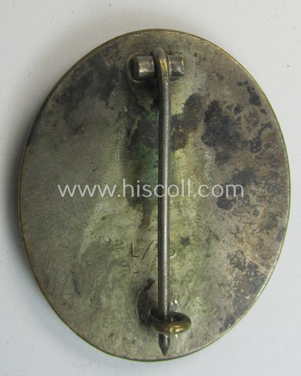 Superb, maker- (ie. 'L/56'-) marked example of a silver-class wound-badge (or: 'Verwundeten-Abzeichen in Silber') being a desirable example that was produced by the maker (ie. 'Hersteller') named: 'Funcke & Brüninghaus'