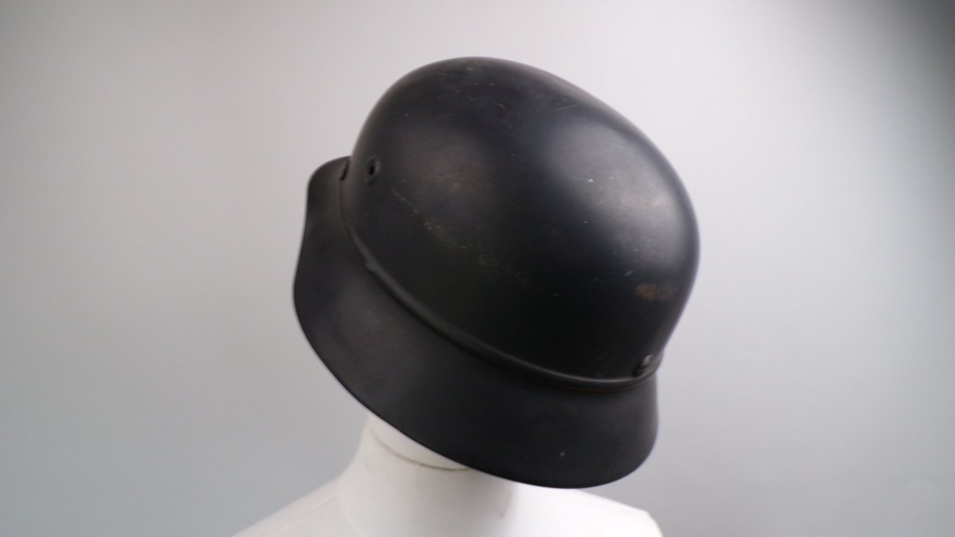 Quist beaded M40  Luftschutz helmet