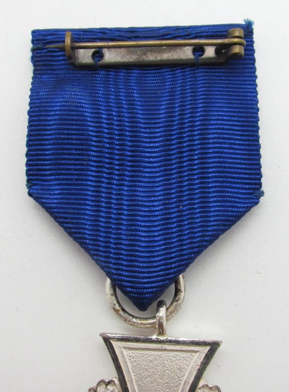 Cased 25 Years Faithful Service Medal ( 'Paul Meybauer' )