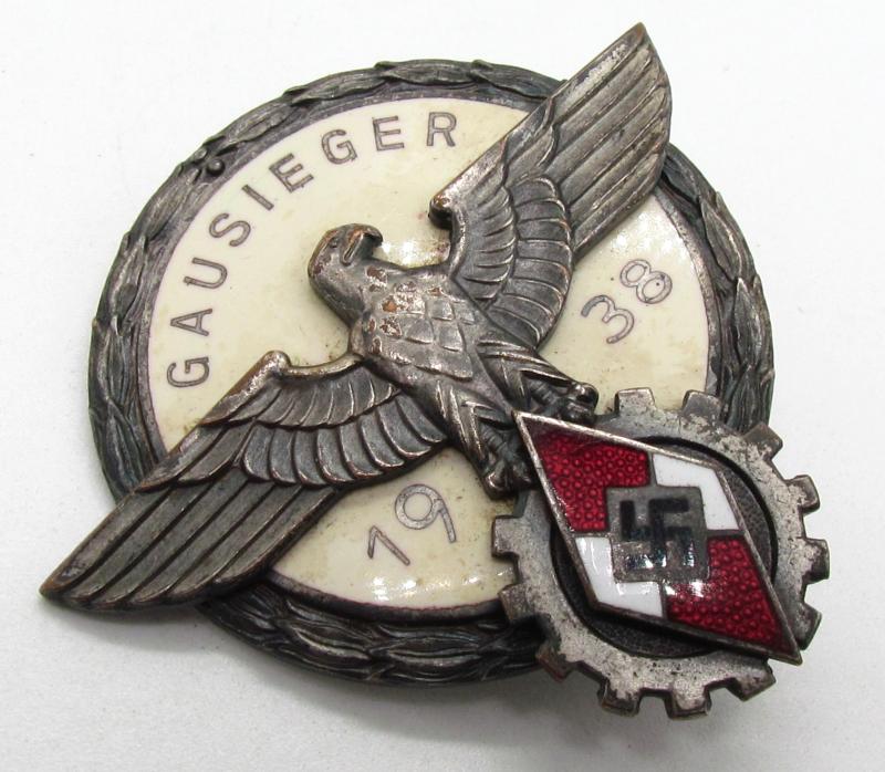 HJ ( Hitler Youth ) Gausieger Badge 1938