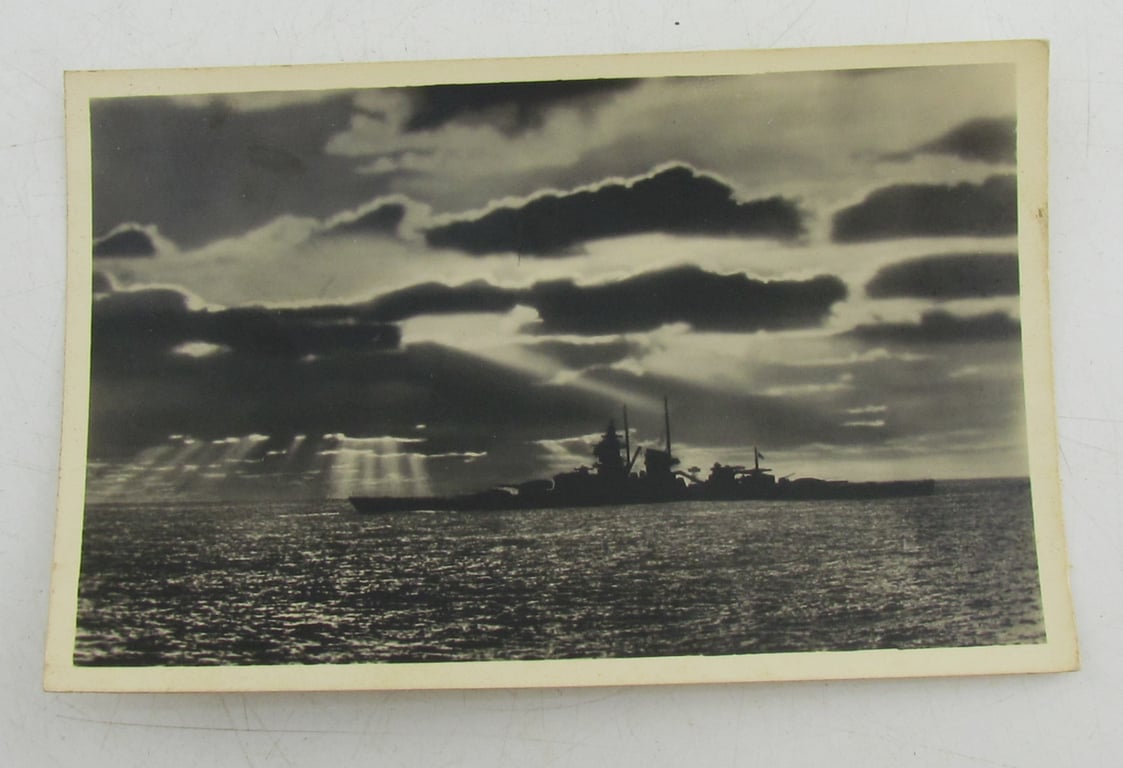 Postcard of the Kriegsmarine battleship Gneisenau.