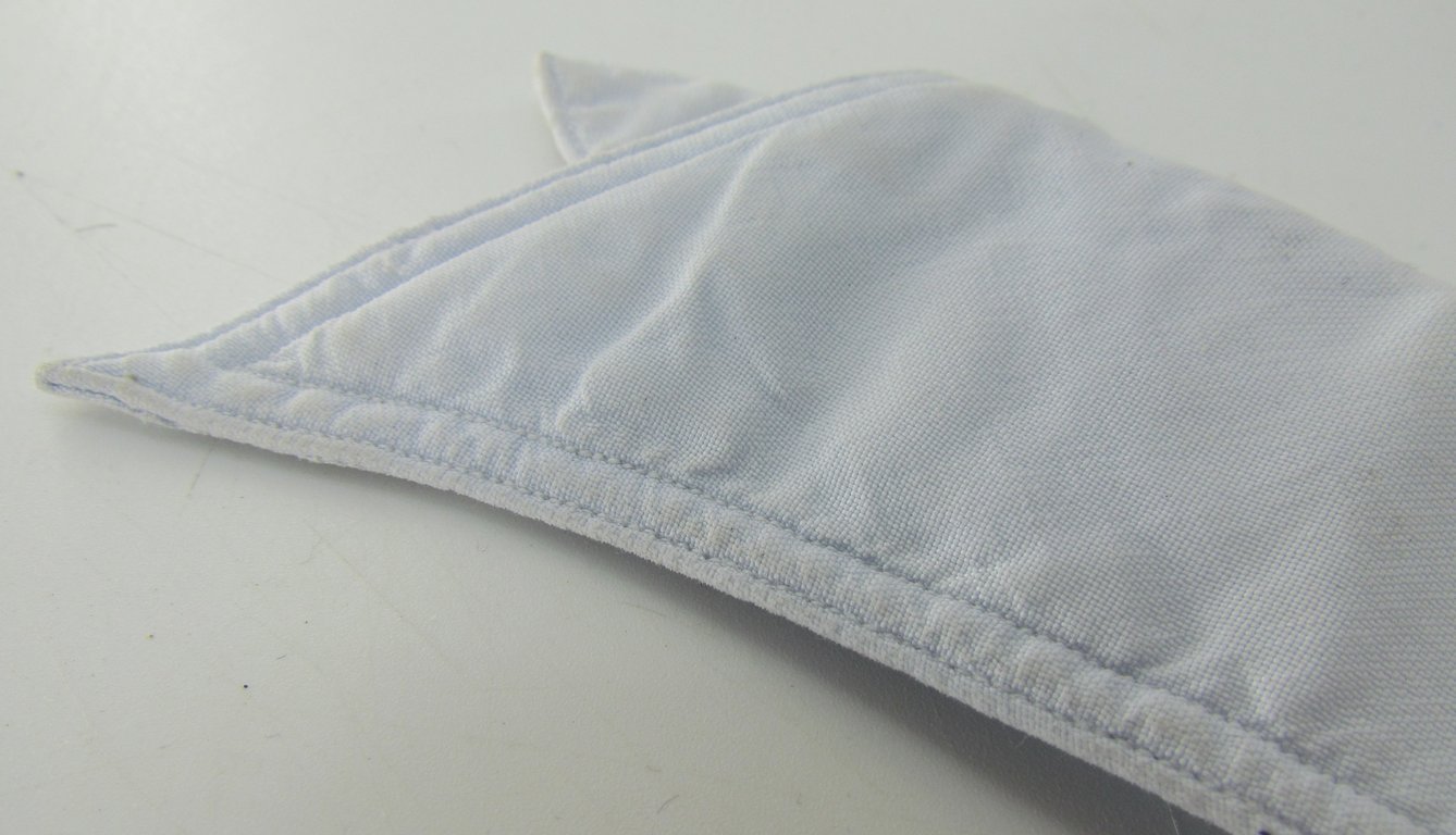 Blue-White coloured Shirt Collar (1942)