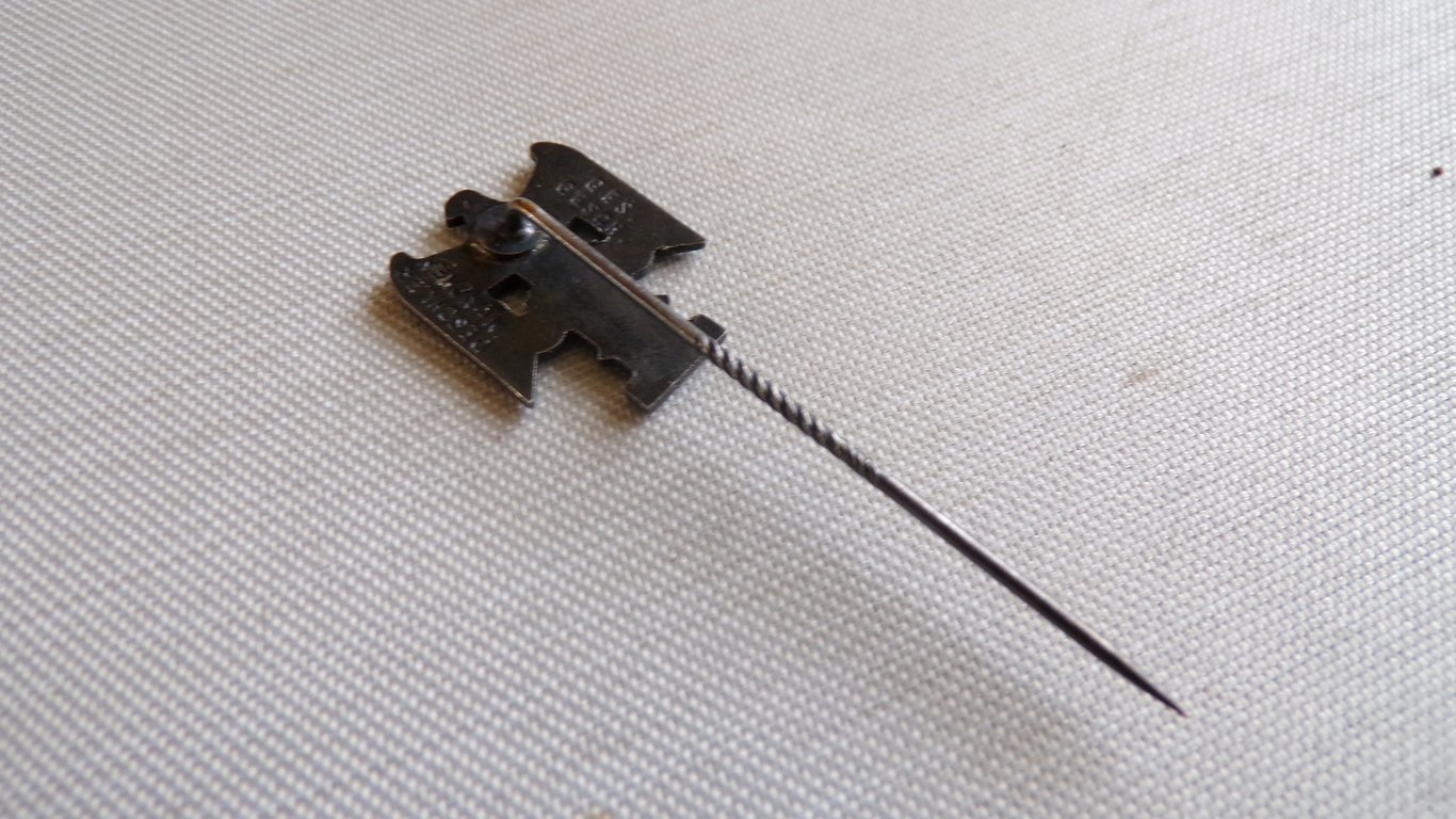 RKK Enamel Membership Stick Pin Deschler